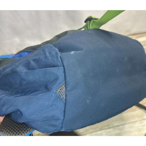 PATAGONIA FUEGO 32L Hiking Camping Backpack Day Hike Teal Navy - Picture 6 of 16